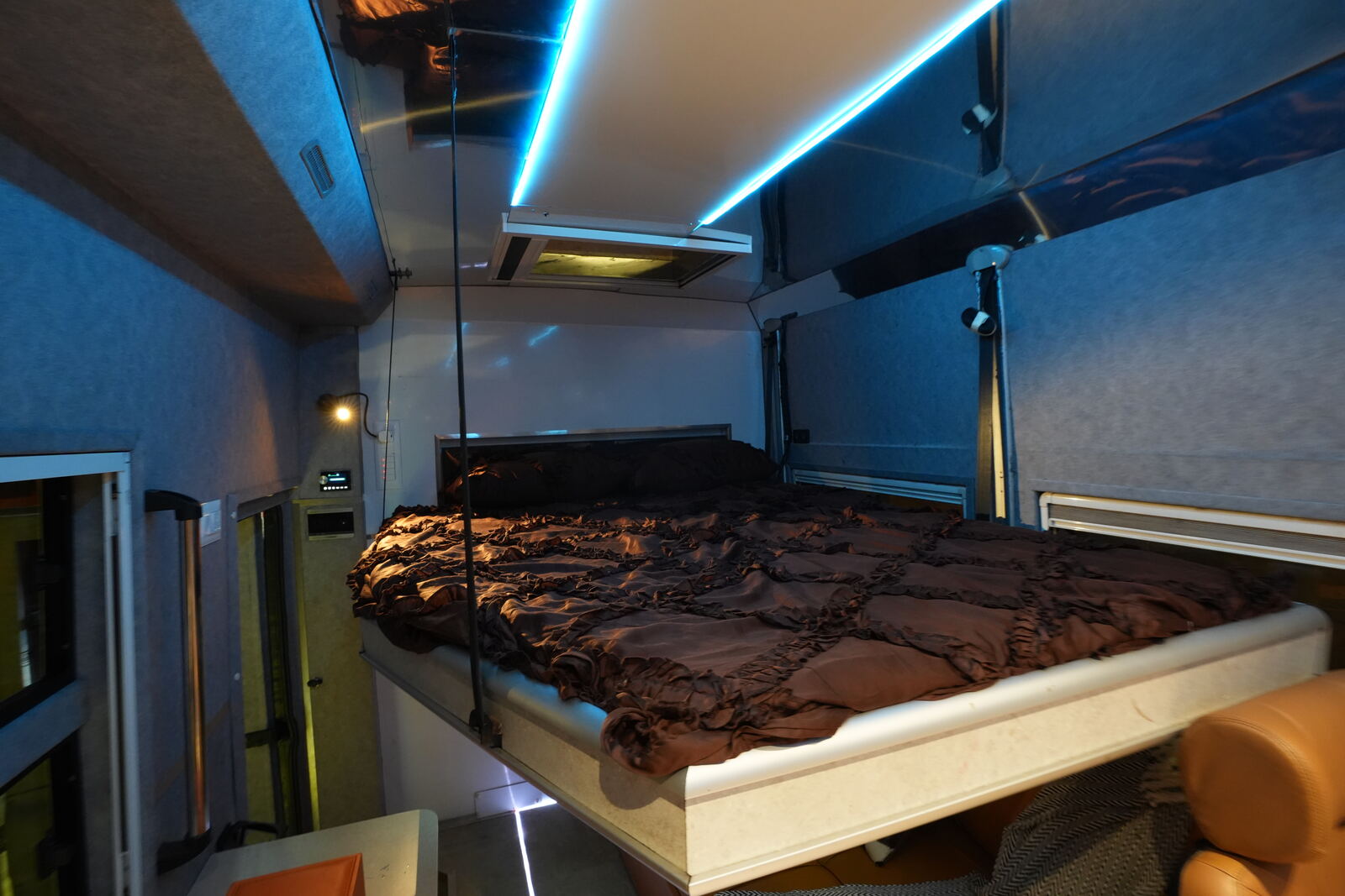 White Caravan sleeping berth